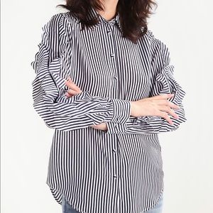 Ruffled sleeve banana republic button down blouse